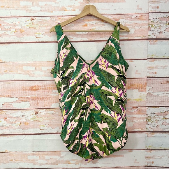 NEW Lands End Birds of Paradise Tropical One Piece Swimsuit - Picture 4 of 7